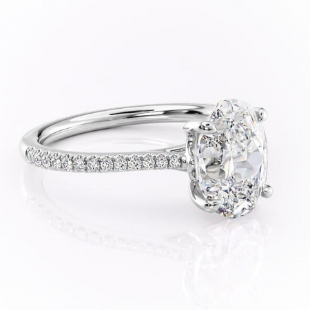Ovală - Inel de logodnă Victoria din aur Alb 14kt cu moissanite tăietură ovală – Montură pavé rafinată pentru profil mediu | Personalizează și configurează gratuit online