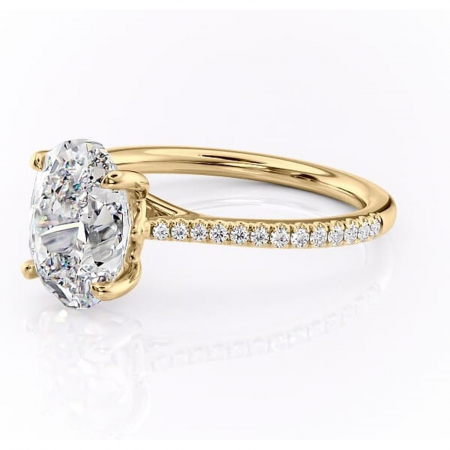 Inel de logodnă Victoria din aur Galben 14kt cu moissanite tăietură ovală – Montură pavé rafinată pentru profil mediu | Personalizează și configurează gratuit online [6]