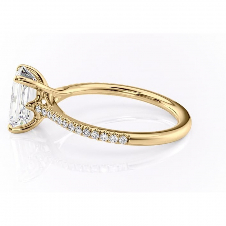 Inel de logodnă Victoria din aur Galben 14kt cu moissanite tăietură smarald – Montură pavé rafinată pentru profil mediu | Personalizează și configurează gratuit online [5]