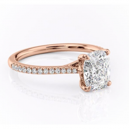 Pernă alungită - Inel de logodnă Victoria din aur Rose 14kt cu moissanite tăietură pernă – Montură pavé rafinată pentru profil mediu | Personalizează și configurează gratuit online
