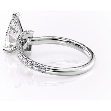 Inel de logodnă Vivienne din aur Alb 14kt cu moissanite tăietură pară – Montură pavé rafinată pentru profil înalt | Personalizează și configurează gratuit online [4]