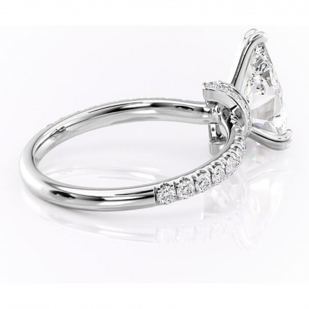 Inel de logodnă Vivienne din aur Alb 14kt cu moissanite tăietură pară – Montură pavé rafinată pentru profil înalt | Personalizează și configurează gratuit online [2]