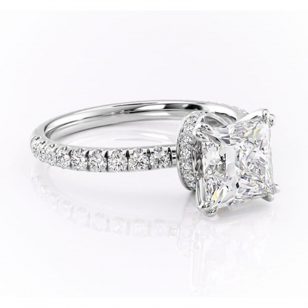 Princess - Inel de logodnă Vivienne din aur Alb 14kt cu moissanite tăietură princess – Montură pavé rafinată pentru profil înalt | Personalizează și configurează gratuit online