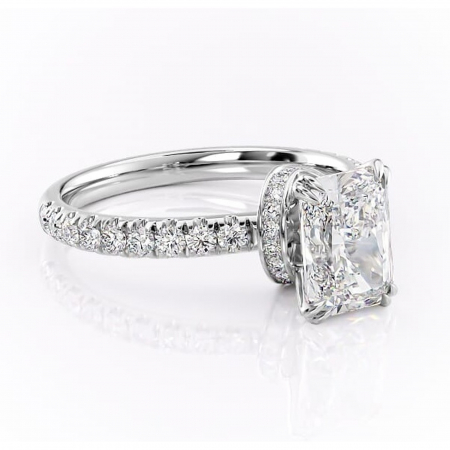 Radiantă - Inel de logodnă Vivienne din aur Alb 14kt cu moissanite tăietură radiantă – Montură pavé rafinată pentru profil înalt | Personalizează și configurează gratuit online