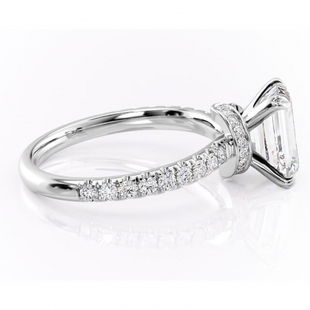 Inel de logodnă Vivienne din aur Alb 14kt cu moissanite tăietură smarald – Montură pavé rafinată pentru profil înalt | Personalizează și configurează gratuit online [1]