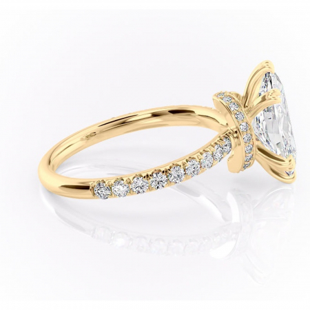 Inel de logodnă Vivienne din aur Galben 14kt cu moissanite tăietură marquise – Montură pavé rafinată pentru profil înalt | Personalizează și configurează gratuit online [1]
