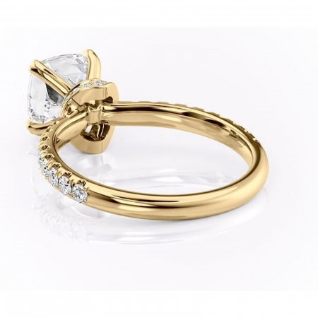Inel de logodnă Vivienne din aur Galben 14kt cu moissanite tăietură pernă – Montură pavé rafinată pentru profil înalt | Personalizează și configurează gratuit online [3]