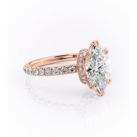 Aur roz - Inel de logodnă Vivienne din aur Rose 18kt cu moissanite tăietură marquise – Montură pavé rafinată pentru profil înalt | Personalizează și configurează gratuit online