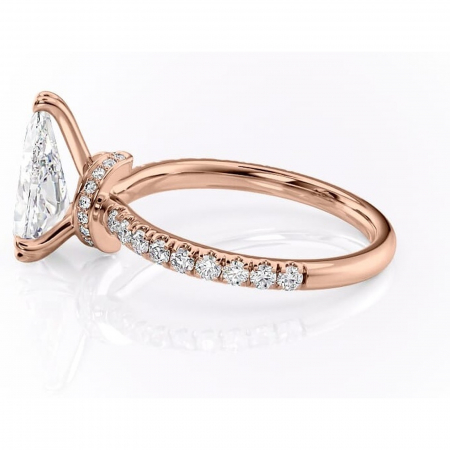 Inel de logodnă Vivienne din aur Rose 18kt cu moissanite tăietură pară – Montură pavé rafinată pentru profil înalt | Personalizează și configurează gratuit online [5]