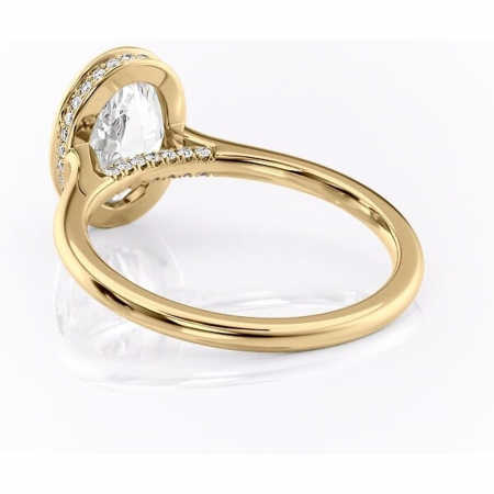 Inel de logodnă Wisteria din aur Galben 14kt cu moissanite tăietură ovală – Solitar rafinată pentru profil înalt | Personalizează și configurează gratuit online [3]