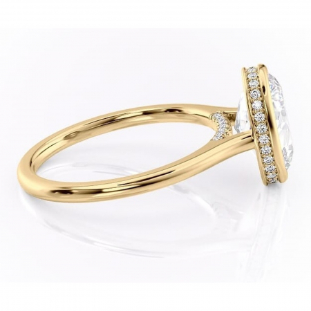 Inel de logodnă Wisteria din aur Galben 14kt cu moissanite tăietură ovală – Solitar rafinată pentru profil înalt | Personalizează și configurează gratuit online [1]