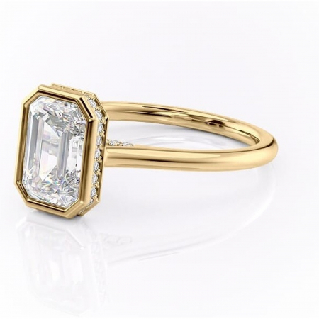 Inel de logodnă Wisteria din aur Galben 14kt cu moissanite tăietură smarald – Solitar rafinată pentru profil înalt | Personalizează și configurează gratuit online [6]