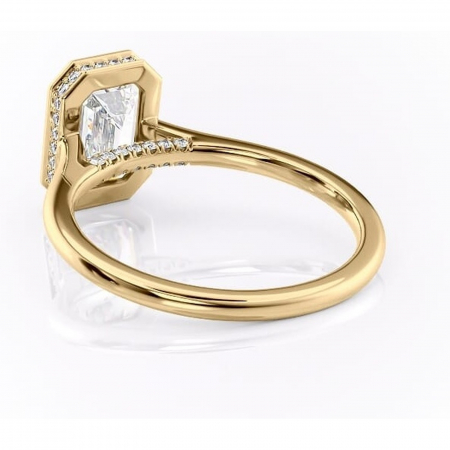 Inel de logodnă Wisteria din aur Galben 14kt cu moissanite tăietură smarald – Solitar rafinată pentru profil înalt | Personalizează și configurează gratuit online [3]