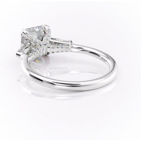 Inel de logodnă Ysella din aur Alb 14kt cu moissanite tăietură asscher – Montură cu trei pietre rafinată pentru profil înalt | Personalizează și configurează gratuit online [3]