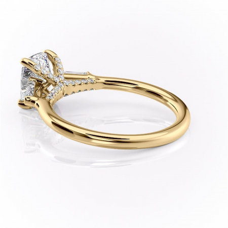 Inel de logodnă Ysella din aur Galben 14kt cu moissanite tăietură asscher – Montură cu trei pietre rafinată pentru profil înalt | Personalizează și configurează gratuit online [4]