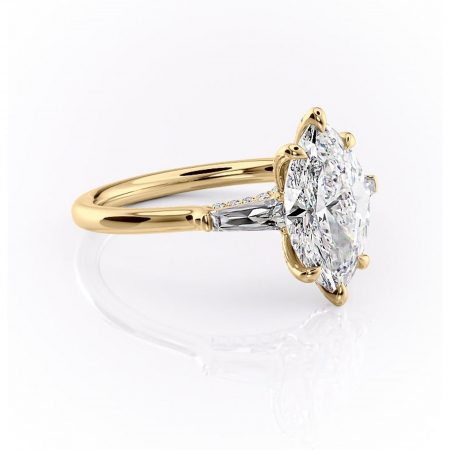 Aur galben - Inel de logodnă Ysella din aur Galben 18kt cu moissanite tăietură marquise – Montură cu trei pietre rafinată pentru profil înalt | Personalizează și configurează gratuit online