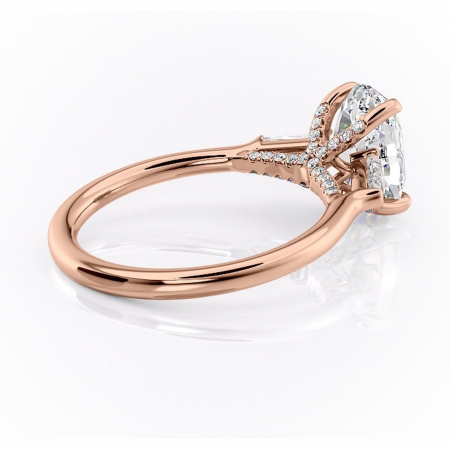 Inel de logodnă Ysella din aur Rose 14kt cu moissanite tăietură ovală – Montură cu trei pietre rafinată pentru profil înalt | Personalizează și configurează gratuit online [2]