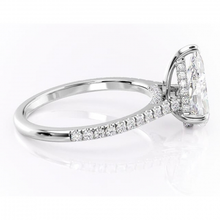 Inel de logodnă Zella din aur Alb 14kt cu moissanite tăietură pară – Montură pavé rafinată pentru profil înalt | Personalizează și configurează gratuit online [1]