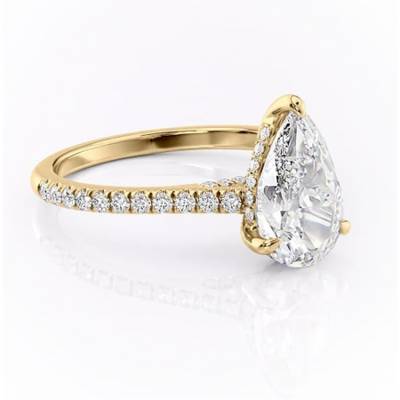 Aur galben - Inel de logodnă Zella din aur Galben 18kt cu moissanite tăietură pară – Montură pavé rafinată pentru profil înalt | Personalizează și configurează gratuit online