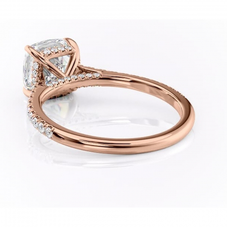 Inel de logodnă Zella din aur Rose 18kt cu moissanite tăietură pernă – Montură pavé rafinată pentru profil înalt | Personalizează și configurează gratuit online [3]