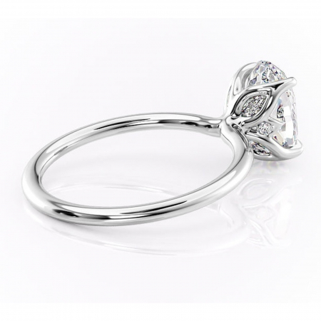 Inel de logodnă Zephyra din aur Alb 14kt cu moissanite tăietură ovală – Solitar rafinată pentru profil înalt | Personalizează și configurează gratuit online [2]