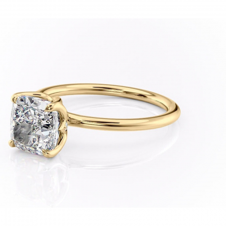 Inel de logodnă Zephyra din aur Galben 18kt cu moissanite tăietură pernă – Solitar rafinată pentru profil înalt | Personalizează și configurează gratuit online [6]