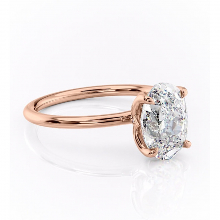 Aur roz - Inel de logodnă Zephyra din aur Rose 18kt cu moissanite tăietură ovală – Solitar rafinată pentru profil înalt | Personalizează și configurează gratuit online