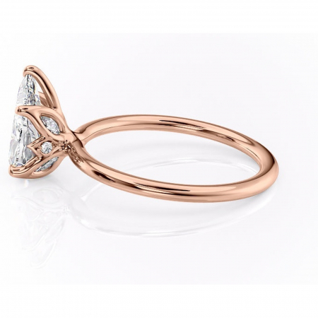Inel de logodnă Zephyra din aur Rose 14kt cu moissanite tăietură pară – Solitar rafinată pentru profil înalt | Personalizează și configurează gratuit online [5]