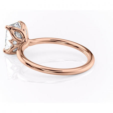Inel de logodnă Zephyra din aur Rose 14kt cu moissanite tăietură radiantă – Solitar rafinată pentru profil înalt | Personalizează și configurează gratuit online [4]