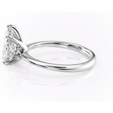 Inel de logodnă Zirena din aur Alb 14kt cu moissanite tăietură pară – Solitar rafinată pentru profil jos | Personalizează și configurează gratuit online [5]
