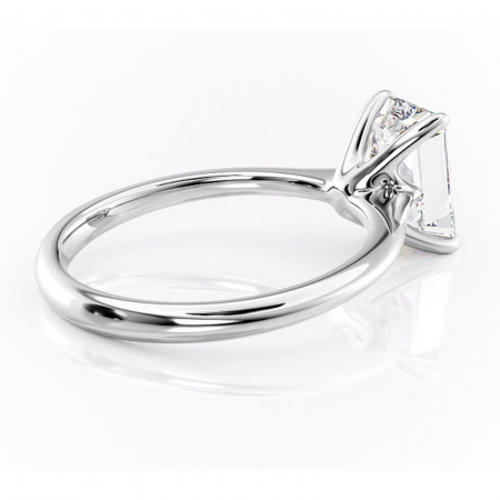 Inel de logodnă Zirena din aur Alb 14kt cu moissanite tăietură smarald – Solitar rafinată pentru profil jos | Personalizează și configurează gratuit online [2]