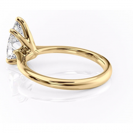 Inel de logodnă Zirena din aur Galben 18kt cu moissanite tăietură pară – Solitar rafinată pentru profil jos | Personalizează și configurează gratuit online [4]