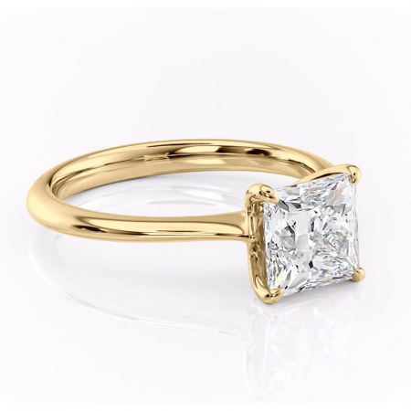 Aur galben - Inel de logodnă Zirena din aur Galben 18kt cu moissanite tăietură princess – Solitar rafinată pentru profil jos | Personalizează și configurează gratuit online