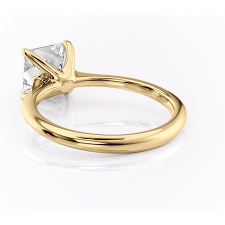 Inel de logodnă Zirena din aur Galben 14kt cu moissanite tăietură princess – Solitar rafinată pentru profil jos | Personalizează și configurează gratuit online [3]