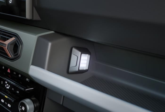 Lampă led, YouClip, adecvată noilor vehicule Dacia Spring, Bigster [2]