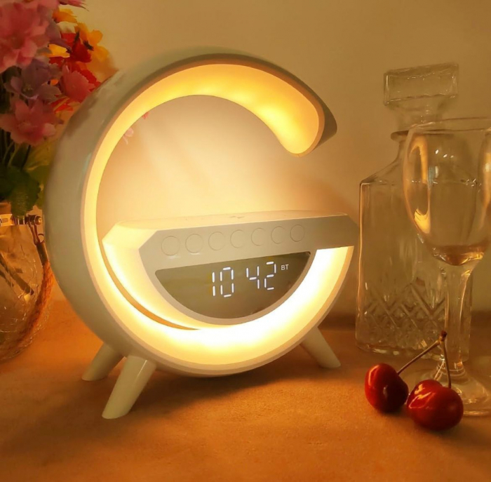 Lampa smart multifunctionala cu incarcator telefon wireless si boxa [3]