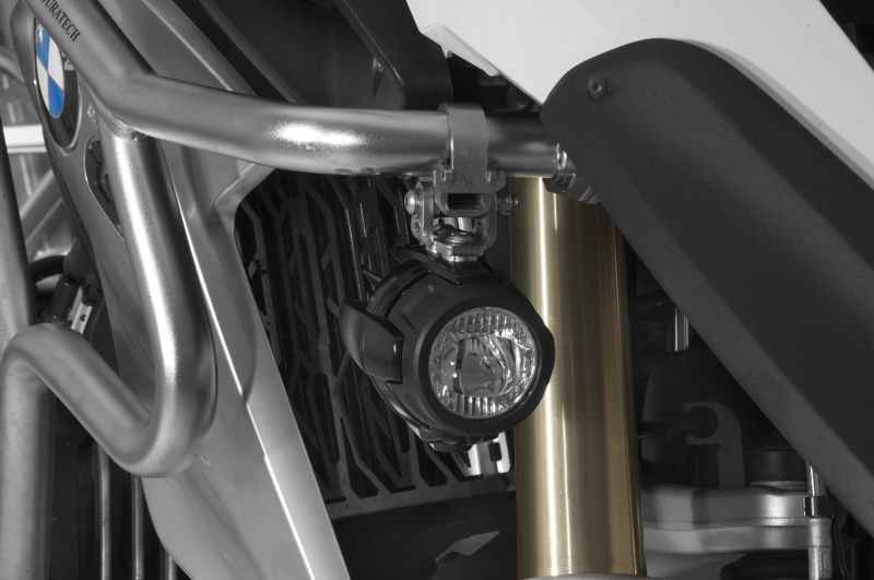 Kit adaptor pentru montarea proiectoarelor auxiliare LED [6]