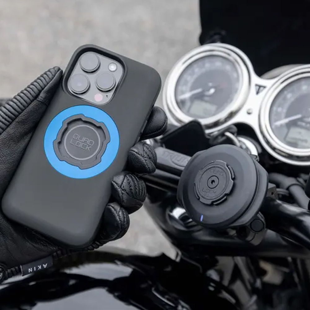 Quad Lock® Motorcycle Wireless Charging Head [2]