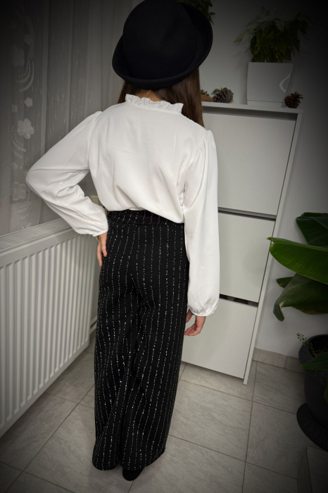 PANTALONI NEGRI CU PIETRICELE [2]