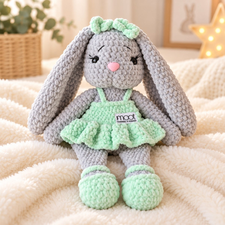 Iepuraș croșetat manual Lala gri cu rochiță verde, 35 cm [3]