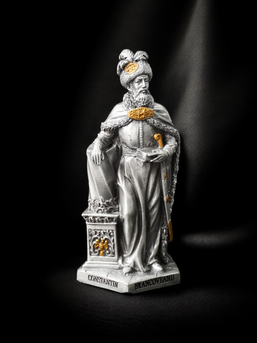 Constantin Brâncoveanu -  Statuetă din plumb sau rășină cu personaje istorice românești [1]