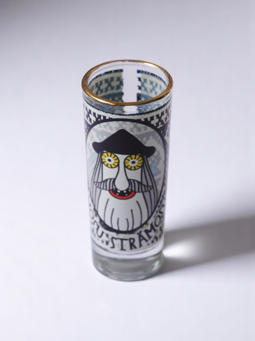 Pahar de omenit prieteni mai buni [4]