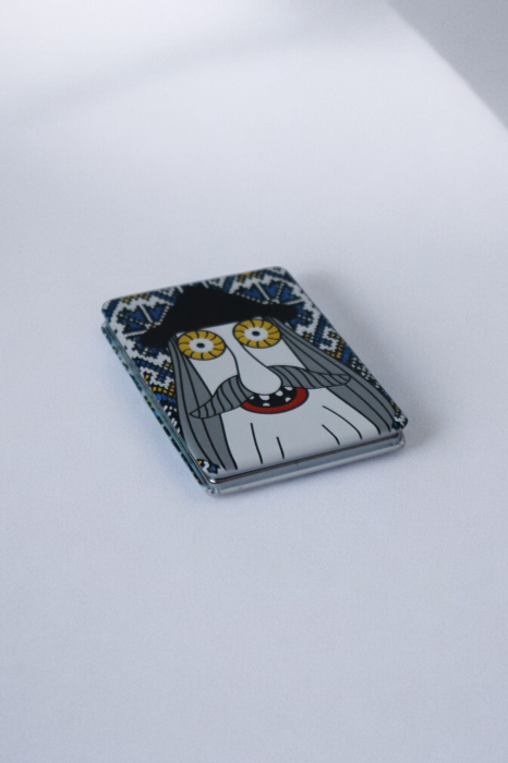 Strămoș - oglindă de poșetă cu motive tradiționale din Maramureș [2]