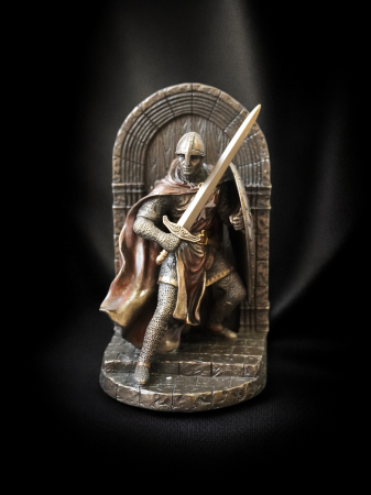 Cruciat maltez - Statuie premium din bronz și rășină/ Suport de cărți [1]