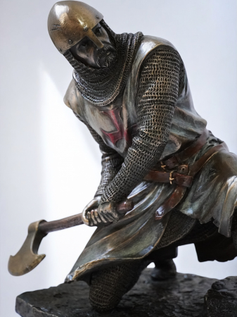 Cruciat maltez - Statuie premium din bronz și rășină [2]