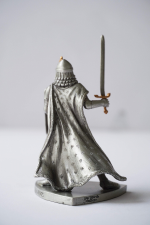 Iancu de Hunedoara - Statuetă din plumb sau rășină cu personaje istorice românești [1]