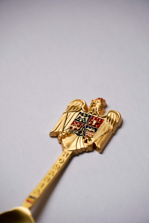 Linguriță decorativă „Stema României” - Simbol național gravat [1]