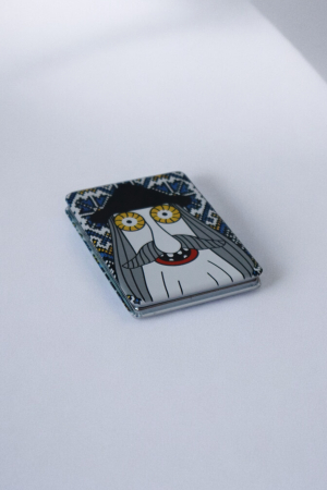 Strămoș - oglindă de poșetă cu motive tradiționale din Maramureș [1]