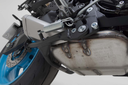 Cric central negru Sw-Motech pentru Yamaha MT-07 (24-) [3]