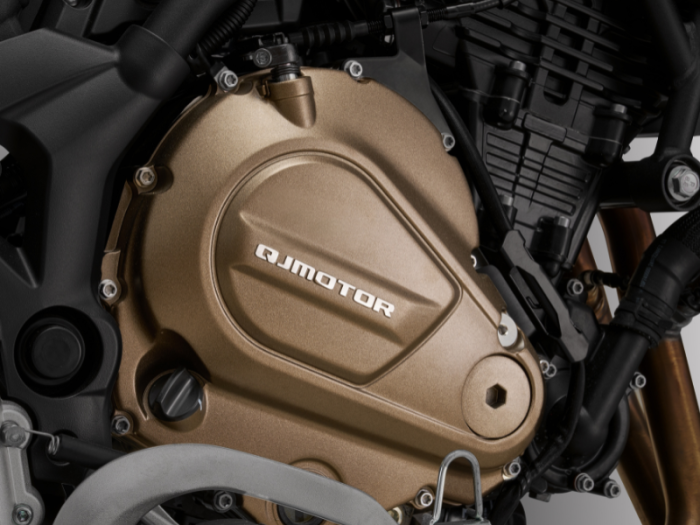 SRT 700 SX [12]